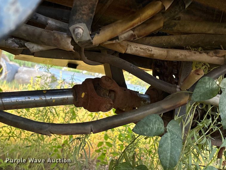 image for item EA7502 1979 Mack winch truck