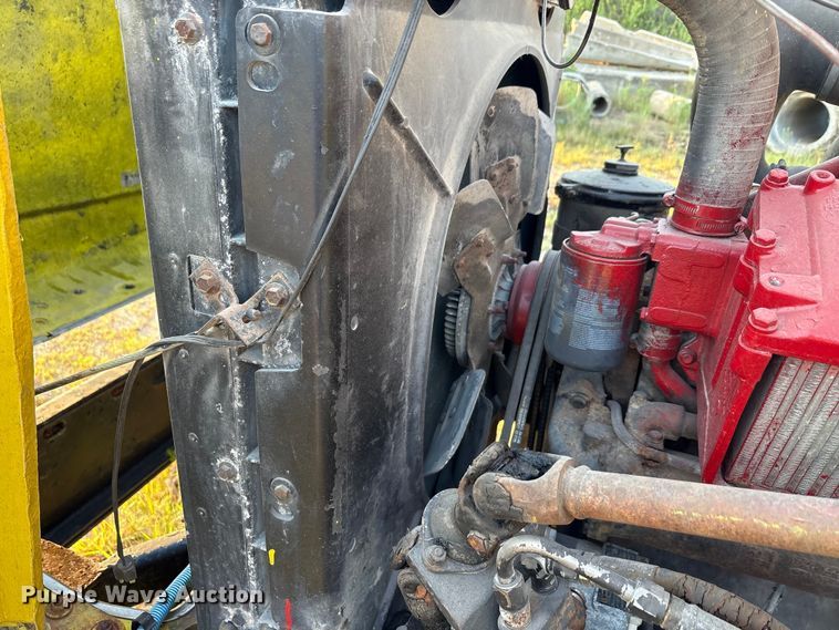 image for item EA7502 1979 Mack winch truck