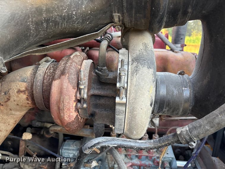 image for item EA7502 1979 Mack winch truck