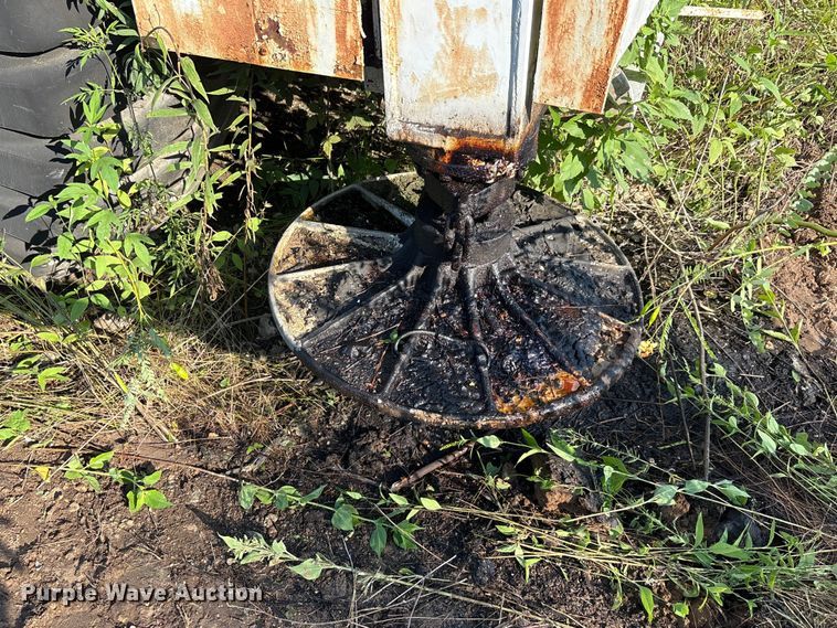 image for item EA7503 1984 Badger 4450 Series B crane