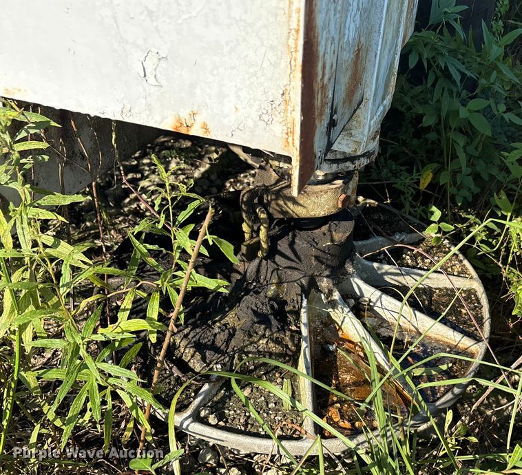 image for item EA7503 1984 Badger 4450 Series B crane