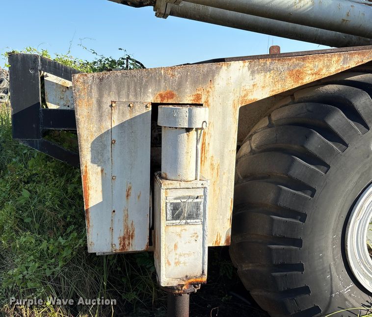 image for item EA7503 1984 Badger 4450 Series B crane