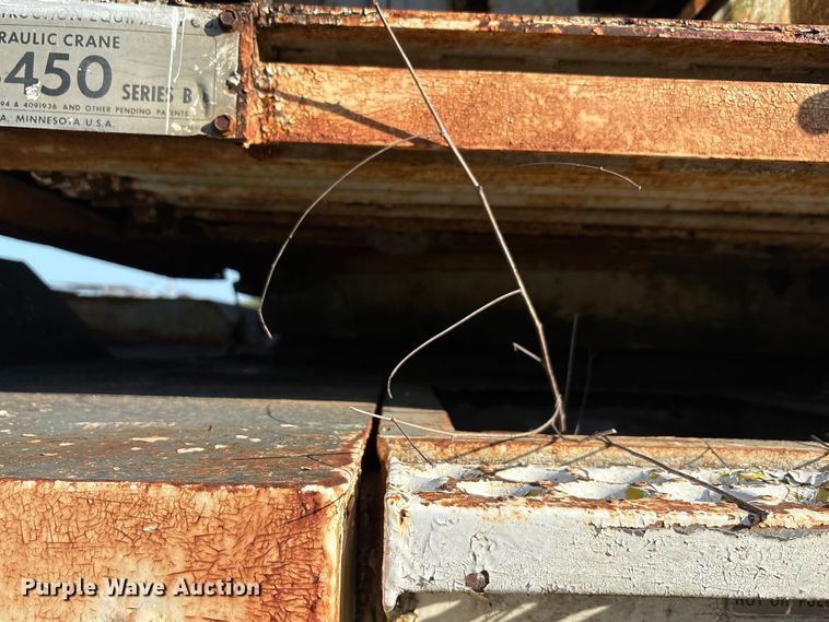 image for item EA7503 1984 Badger 4450 Series B crane