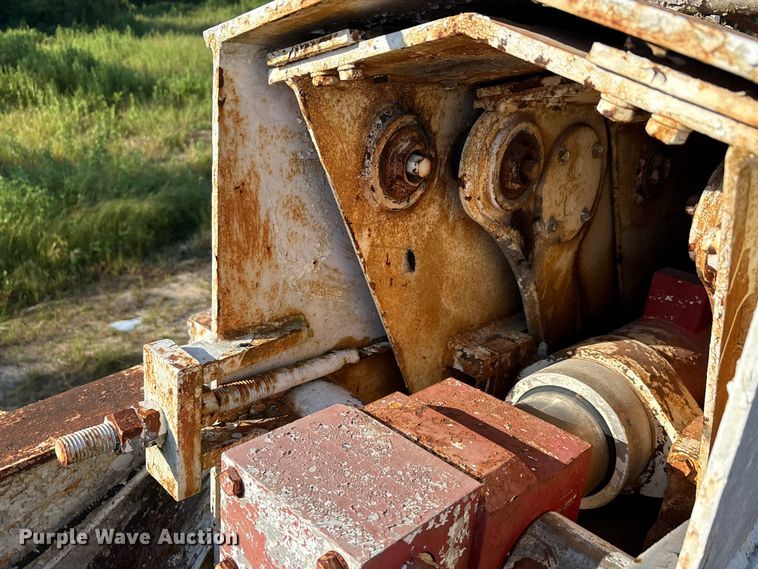 image for item EA7503 1984 Badger 4450 Series B crane