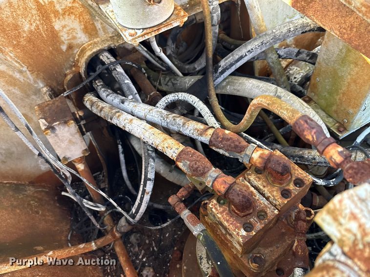 image for item EA7503 1984 Badger 4450 Series B crane