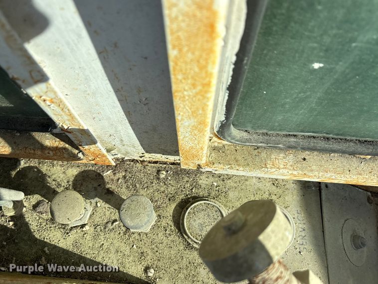 image for item EA7503 1984 Badger 4450 Series B crane