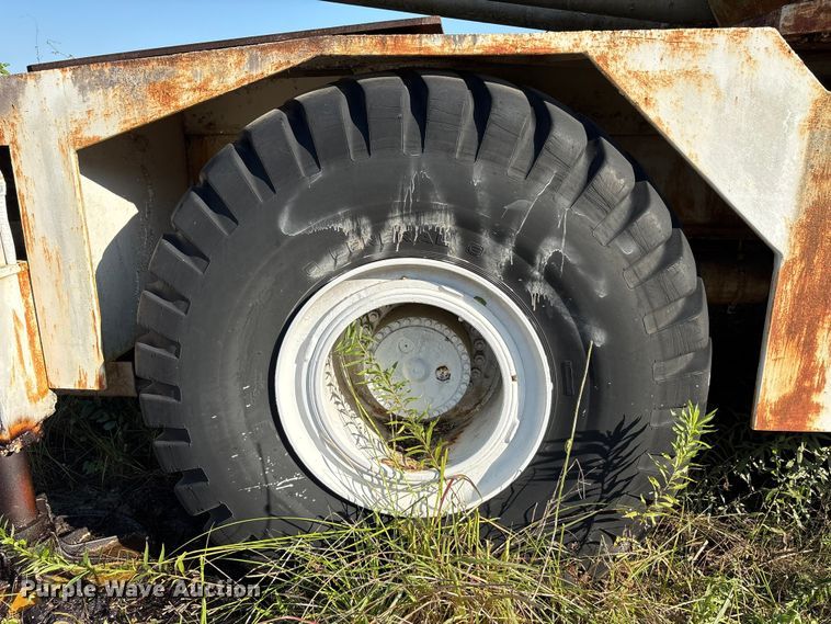 image for item EA7503 1984 Badger 4450 Series B crane