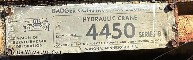 image for item EA7503 1984 Badger 4450 Series B crane