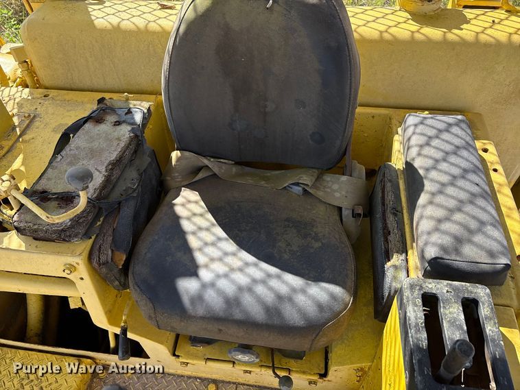 image for item EA7504 Komatsu D85P-18 dozer