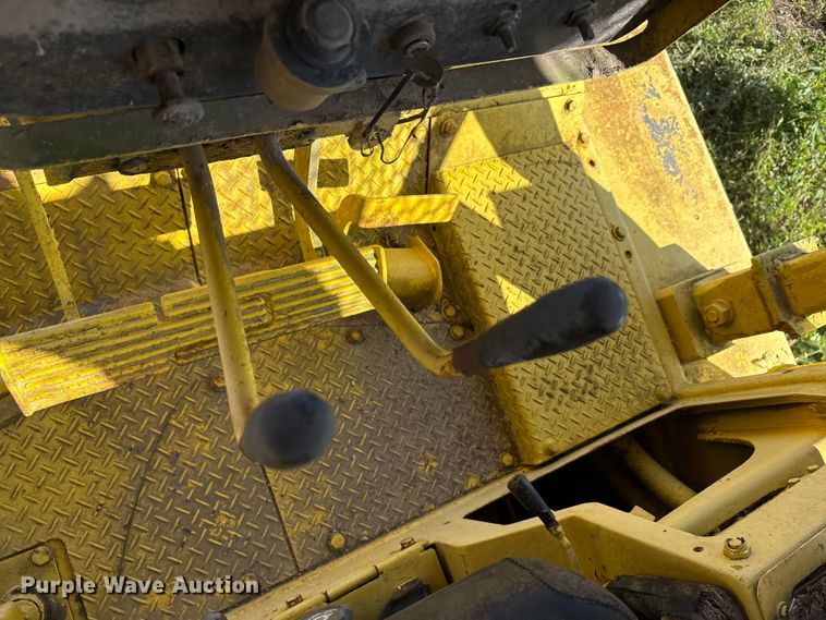 image for item EA7504 Komatsu D85P-18 dozer