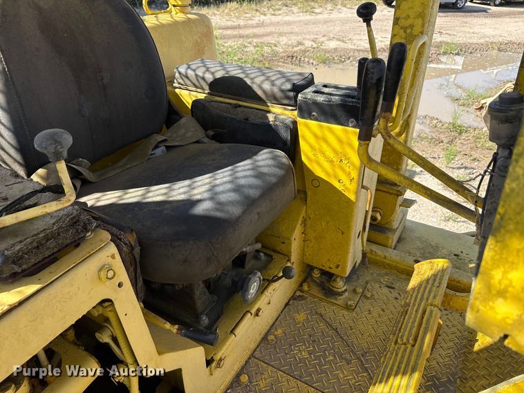 image for item EA7504 Komatsu D85P-18 dozer