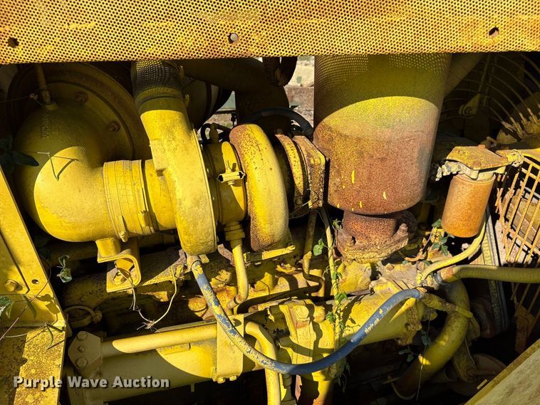 image for item EA7504 Komatsu D85P-18 dozer