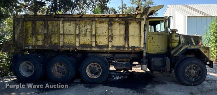 image for item EA7506 1984 Mack DM685S dump truck