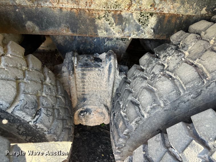 image for item EA7506 1984 Mack DM685S dump truck