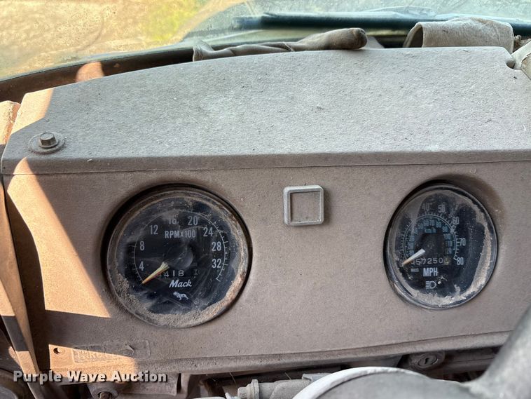 image for item EA7506 1984 Mack DM685S dump truck