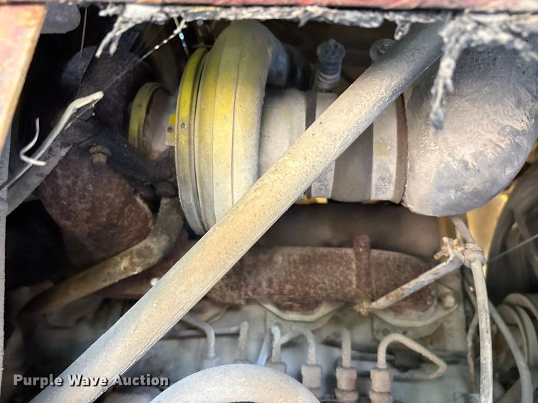 image for item EA7506 1984 Mack DM685S dump truck