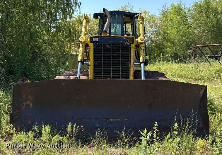 image for item EA7507 Komatsu B85P dozer