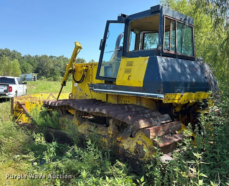 image for item EA7507 Komatsu B85P dozer