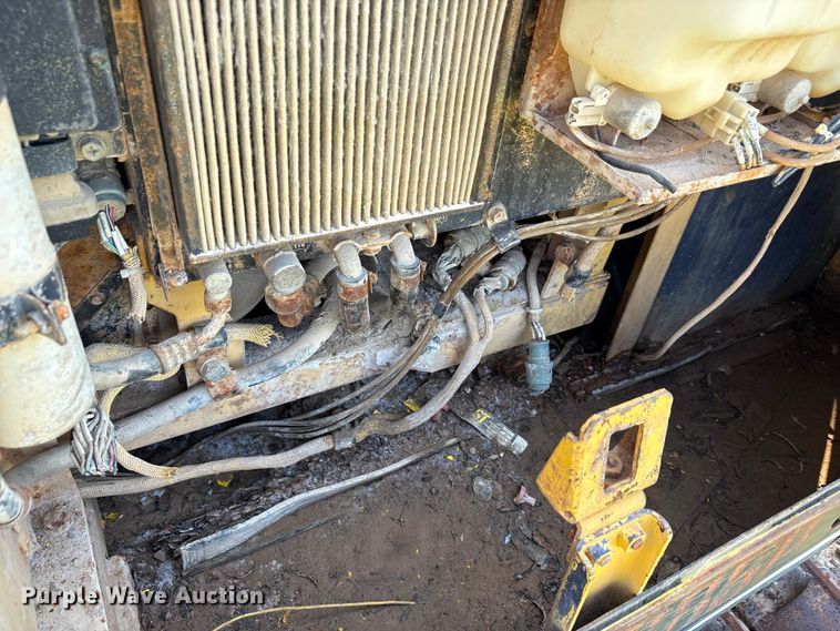 image for item EA7507 Komatsu B85P dozer