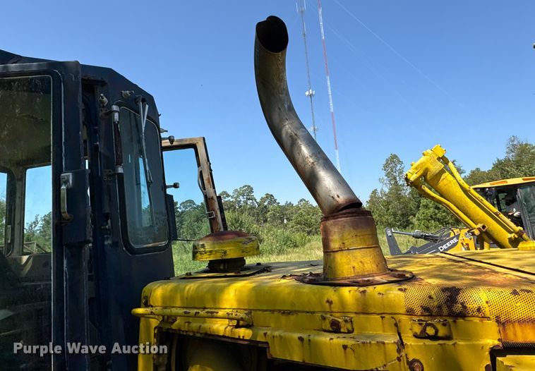 image for item EA7507 Komatsu B85P dozer