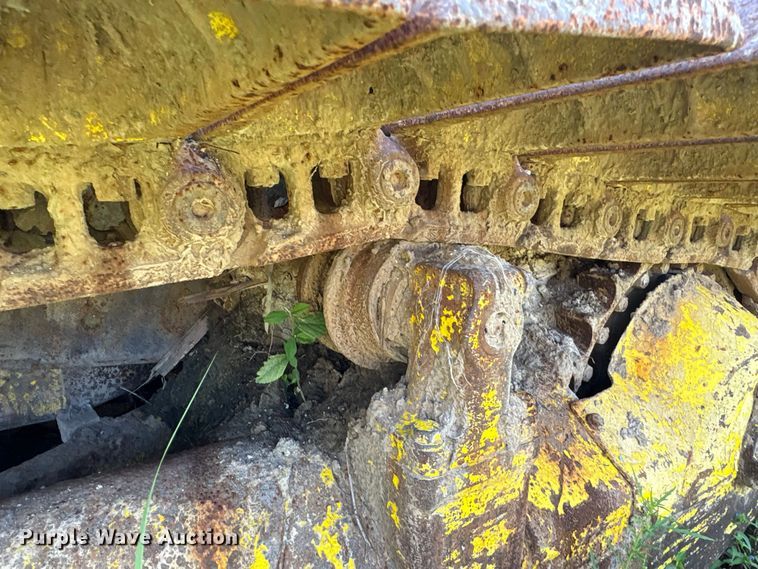 image for item EA7507 Komatsu B85P dozer