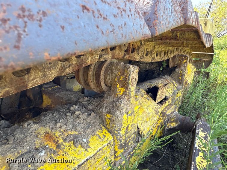 image for item EA7507 Komatsu B85P dozer