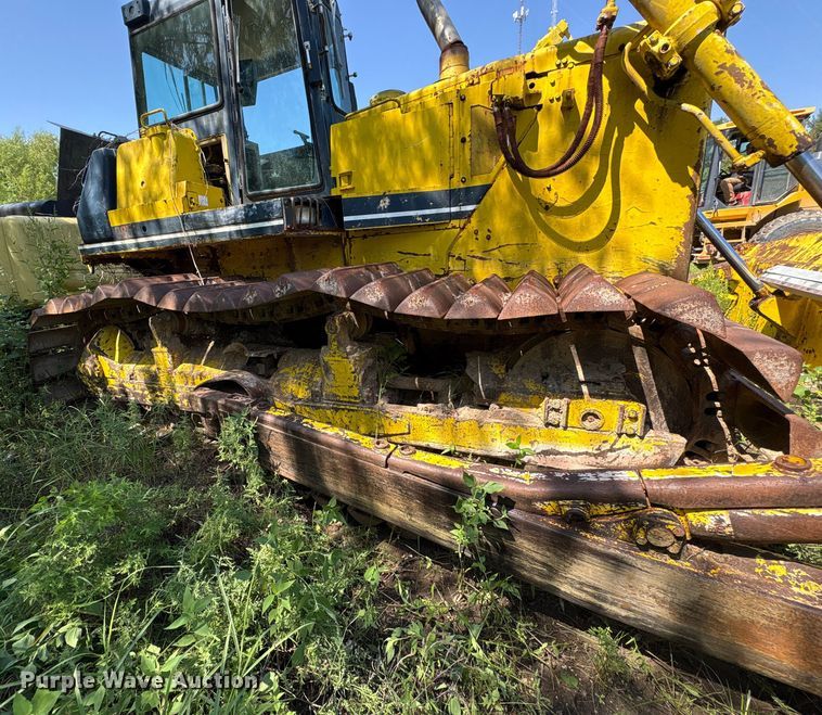 image for item EA7507 Komatsu B85P dozer