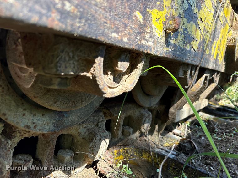 image for item EA7507 Komatsu B85P dozer