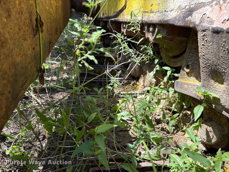 image for item EA7507 Komatsu B85P dozer