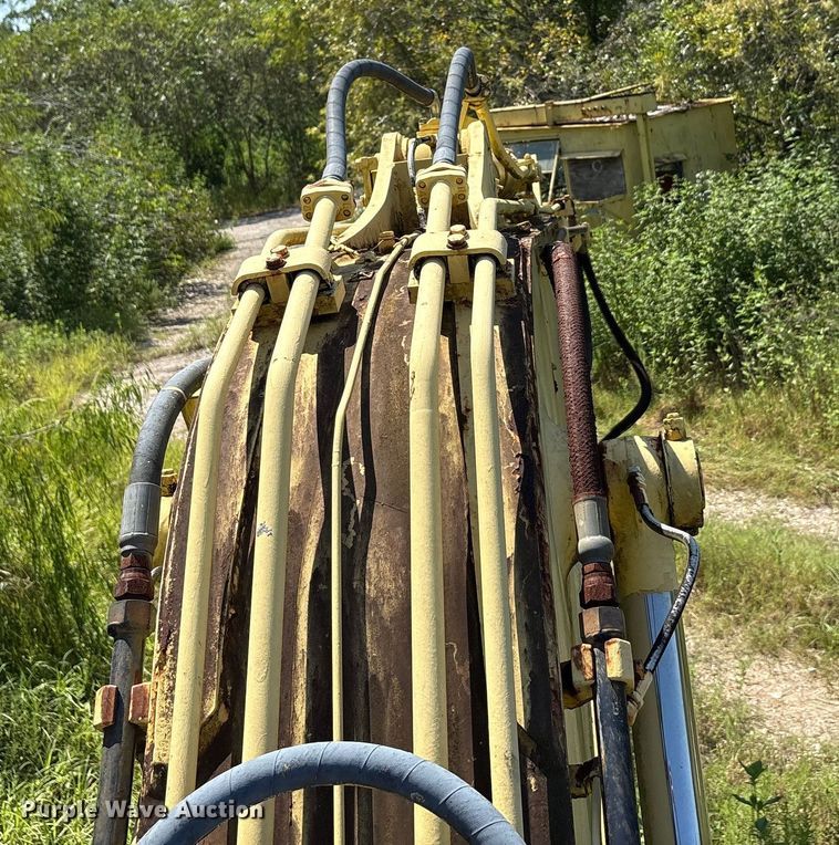 image for item EA7508 Komatsu PC150LC-6K excavator