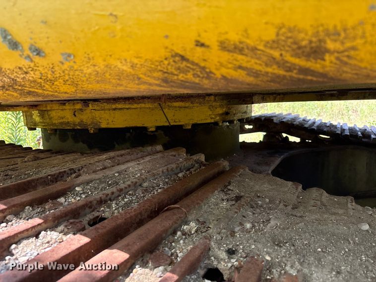 image for item EA7508 Komatsu PC150LC-6K excavator