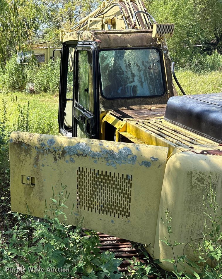 image for item EA7508 Komatsu PC150LC-6K excavator