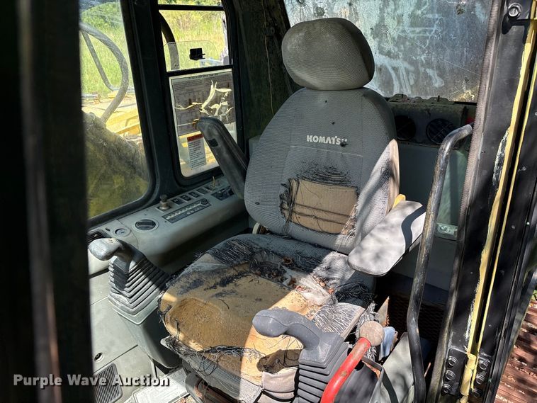 image for item EA7508 Komatsu PC150LC-6K excavator