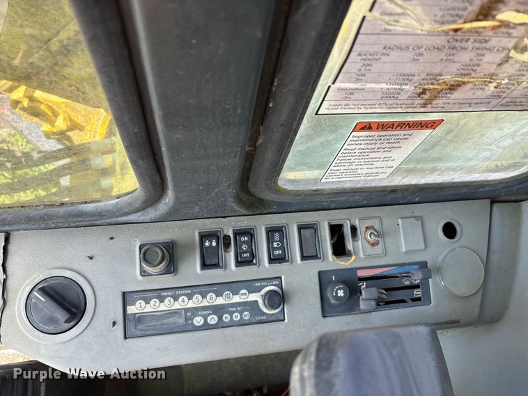 image for item EA7508 Komatsu PC150LC-6K excavator