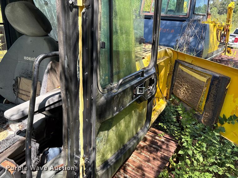 image for item EA7508 Komatsu PC150LC-6K excavator