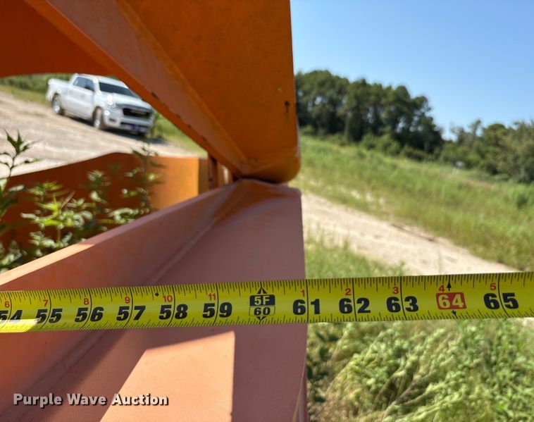 image for item EA7510 Scrap grapple