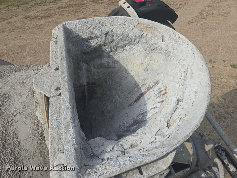 image for item EB1025 2002 Kenworth W900 ready mix truck