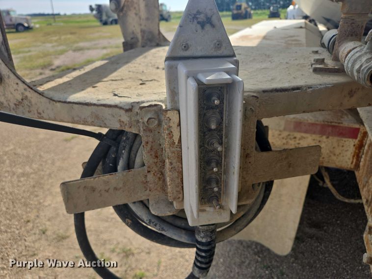 image for item EB1025 2002 Kenworth W900 ready mix truck