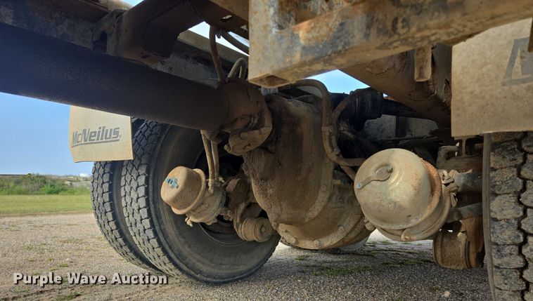 image for item EB1025 2002 Kenworth W900 ready mix truck