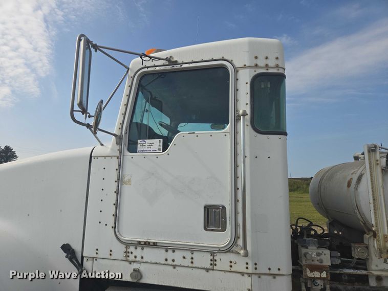 image for item EB1025 2002 Kenworth W900 ready mix truck