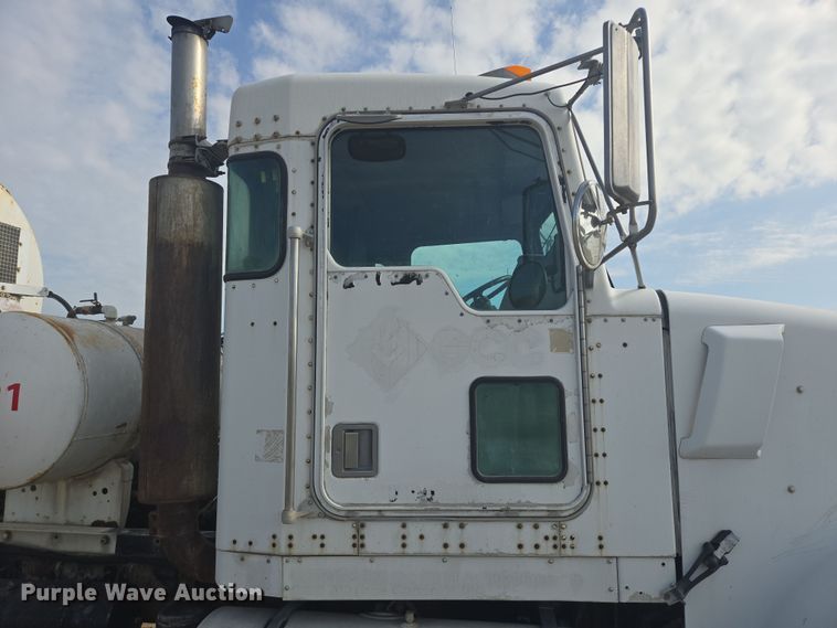 image for item EB1025 2002 Kenworth W900 ready mix truck