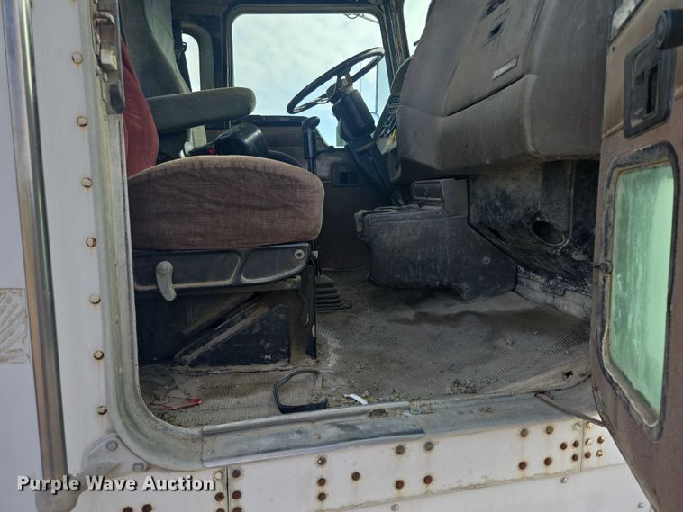 image for item EB1025 2002 Kenworth W900 ready mix truck