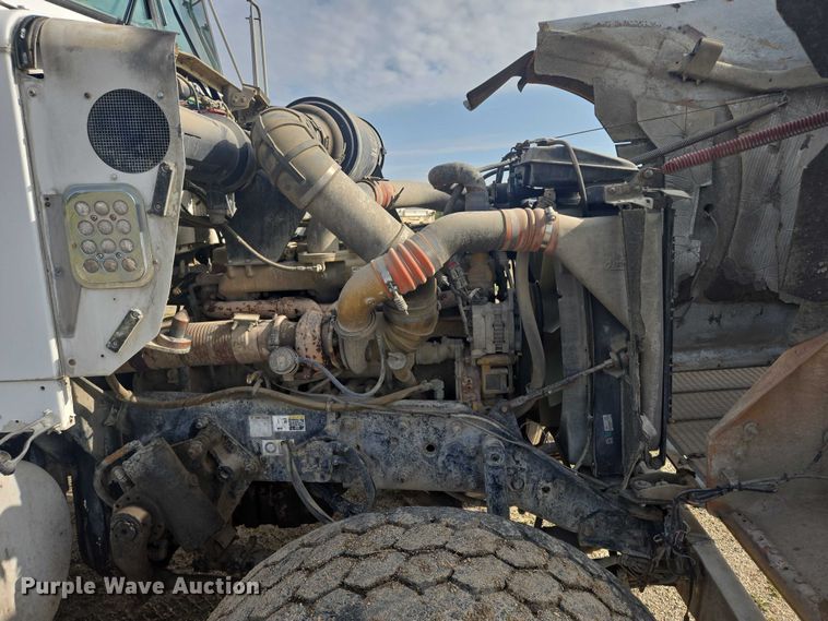 image for item EB1025 2002 Kenworth W900 ready mix truck