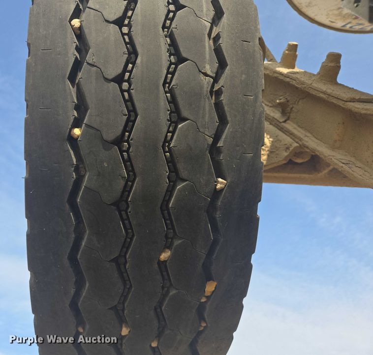 image for item EB1025 2002 Kenworth W900 ready mix truck