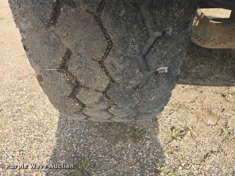 image for item EB1025 2002 Kenworth W900 ready mix truck