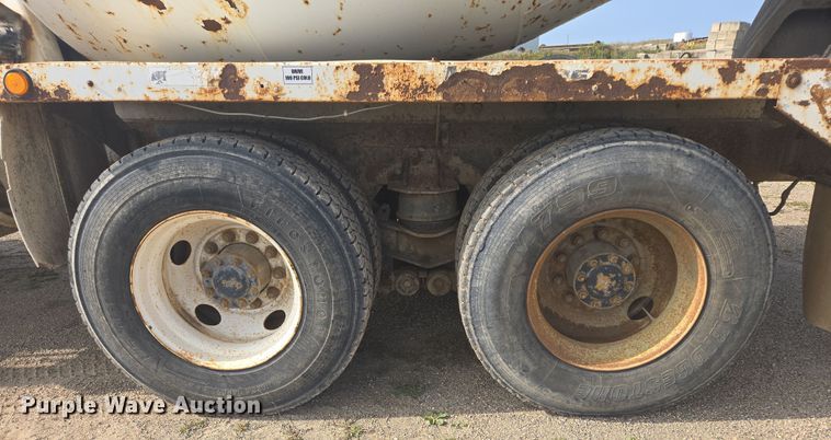 image for item EB1025 2002 Kenworth W900 ready mix truck