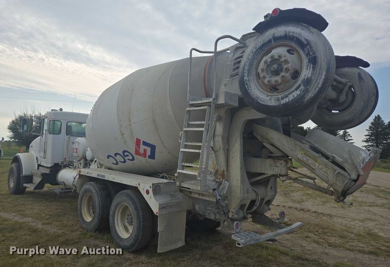 image for item EB1026 2002 Kenworth W900 ready mix truck