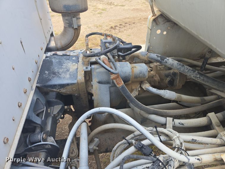 image for item EB1026 2002 Kenworth W900 ready mix truck