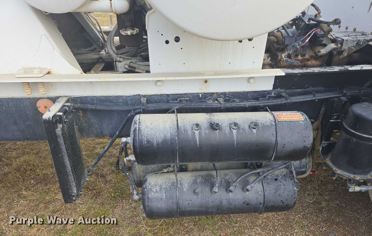 image for item EB1026 2002 Kenworth W900 ready mix truck