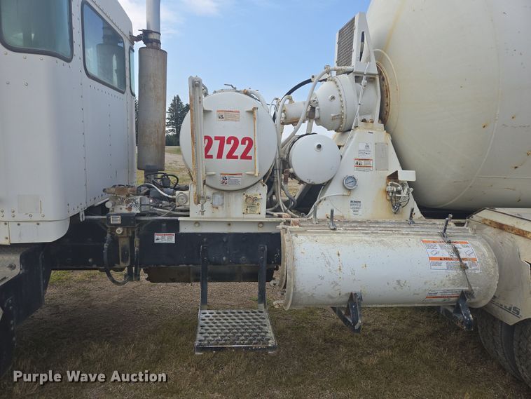 image for item EB1026 2002 Kenworth W900 ready mix truck